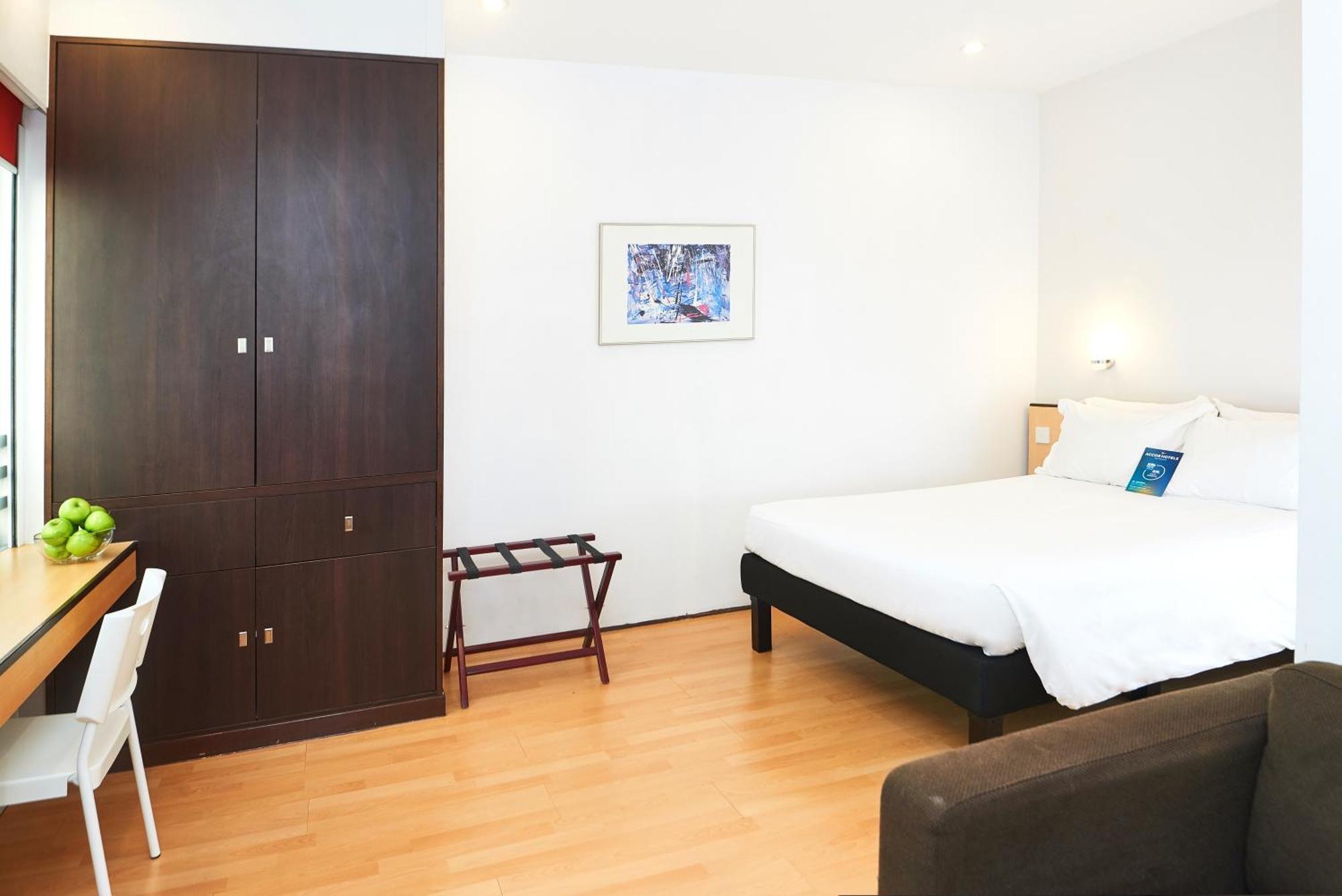 Hotel Ibis Hong Kong North Point Exterior foto